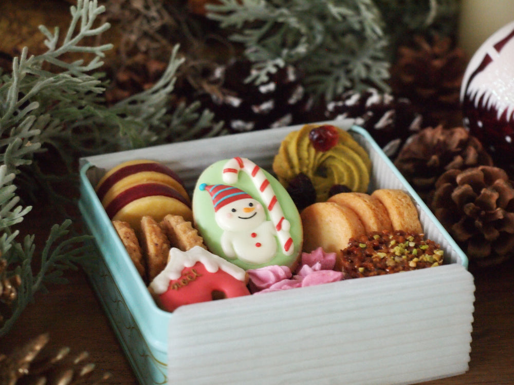 
                  
                    ピースフルクリスマスS (クッキー缶)
                  
                